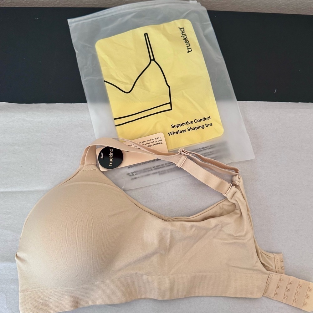 Truekind Supportive Comfort Wireless
Shaping Bra Nude/Beige  Size Large NWT - Picture 8 of 8